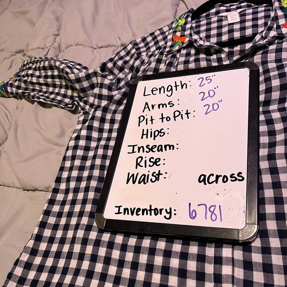 Intro Navy Blue White Gingham Floral Embroidered Button Up 3/4 Sleeve Top Sz PL - Picture 7 of 10